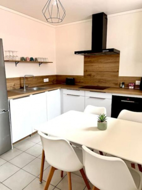 Grand appartement au calme proche gare et centre